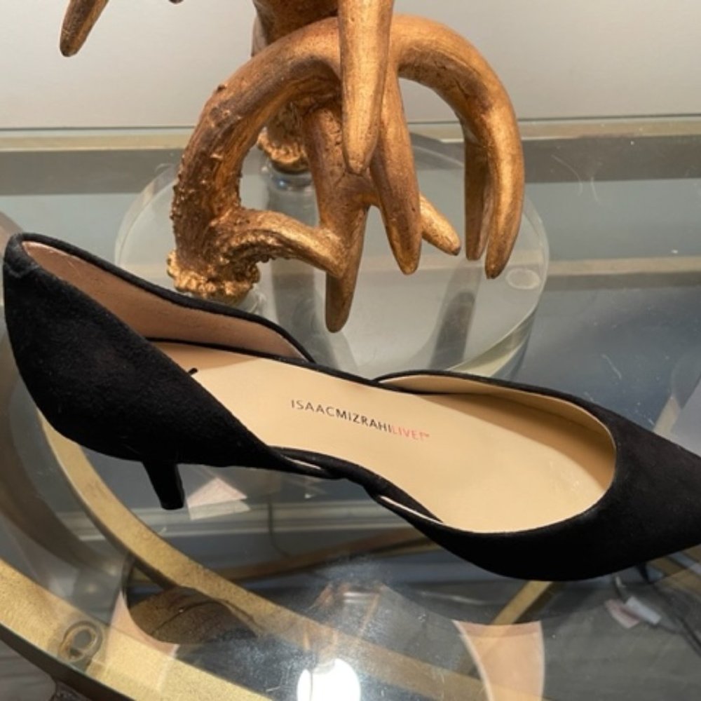 ISAAC MIZRAHI Black Suede Heels